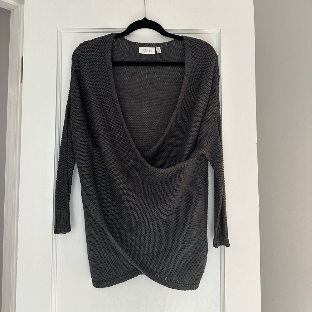 RD Style relaxed neck sweater